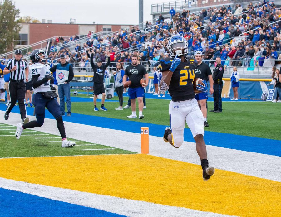 The No. 17 Lopers dream season rolls on as UNK defeated a struggling Lincoln University team 56-0 Saturday. The Lopers have now tied their highest win total in a season since joining the MIAA with seven.