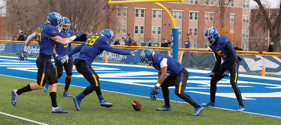 The+Lopers+down+a+punt+inside+the+5-yard+line+in+a+previous+game+against+Northeastern+State.