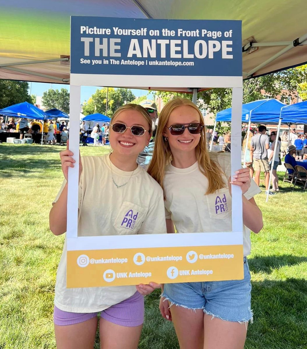 Sami LaMarre and Brianna White pose for org fair picture. Photo by Brianna White / Antelope Staff