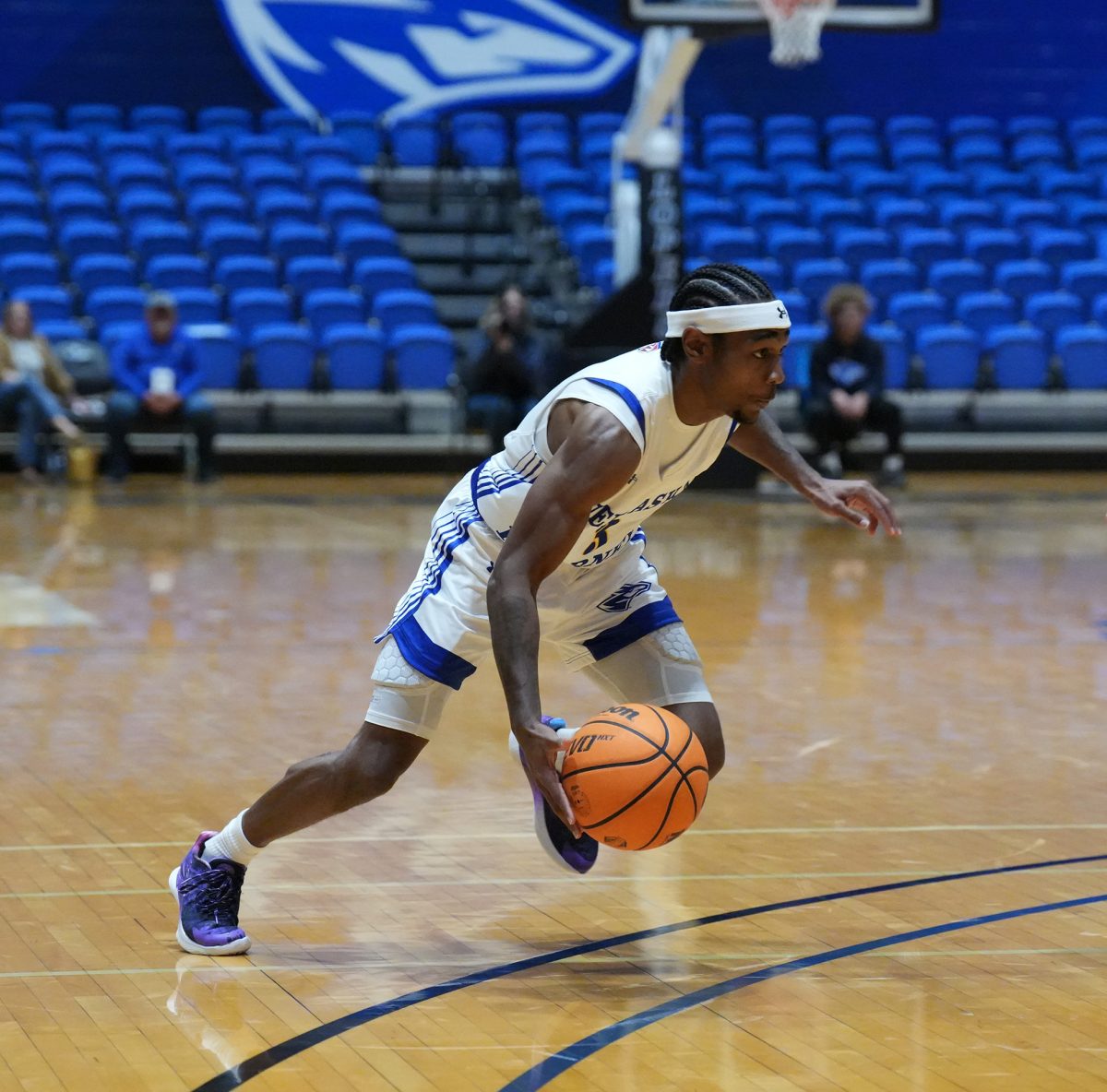 Redshirt junior Ja'Bryant Hill is second on UNK in scoring. Photo by Gabby Roche / Antelope Staff