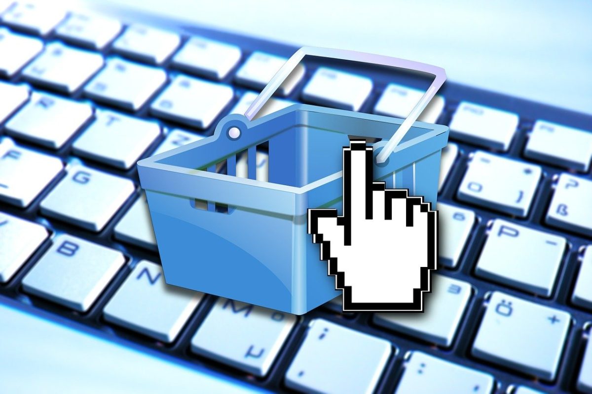 Social media shopping trends hurt college budgets